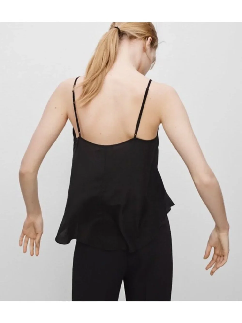 Wilfred Aritzia 100% Silk V-neck Camisole Cami Tank Size XS